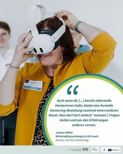 M. Sc. Juliane Müller trägt eine VR-Brille.
